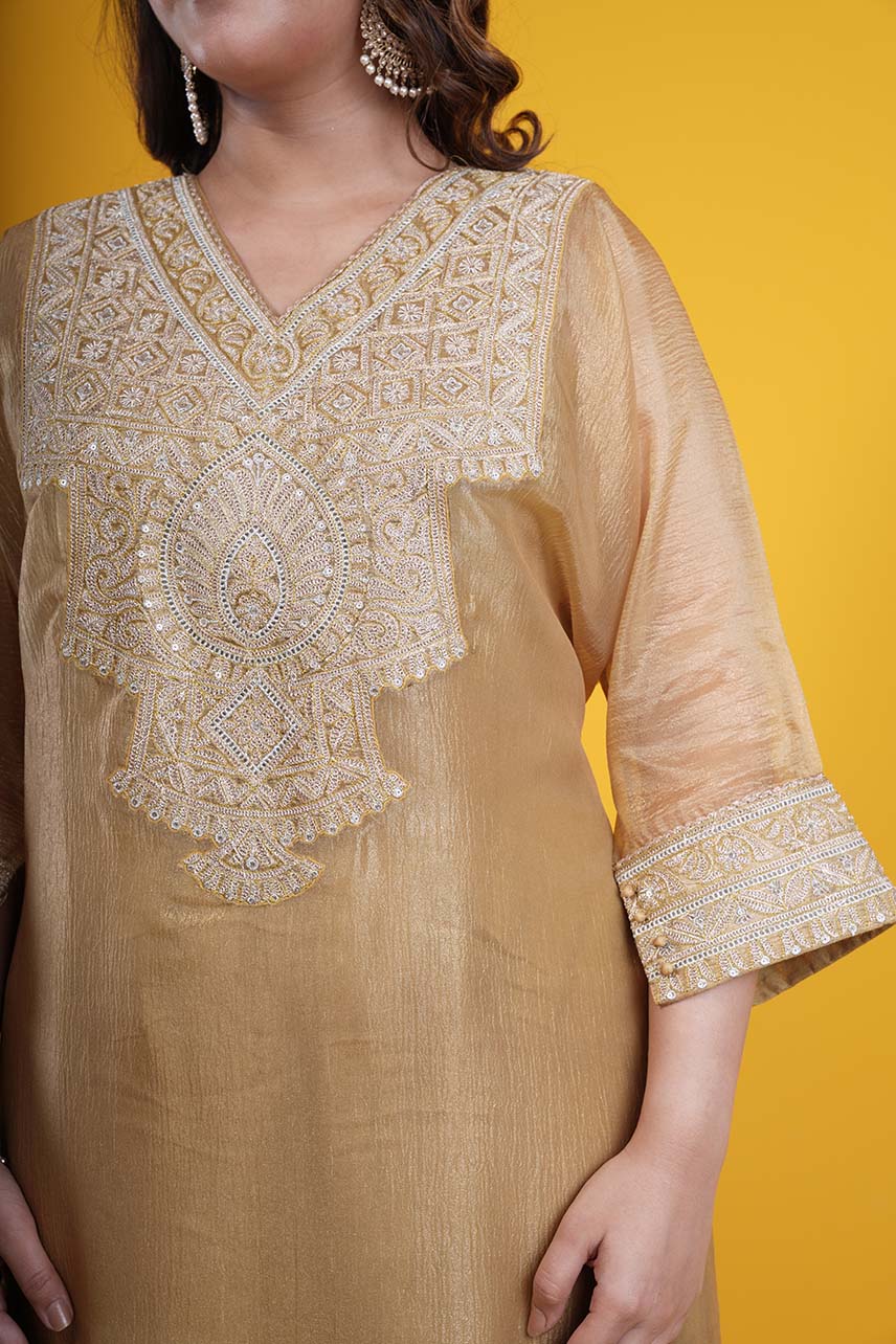 Sehar Tissue shimmer kaftan set