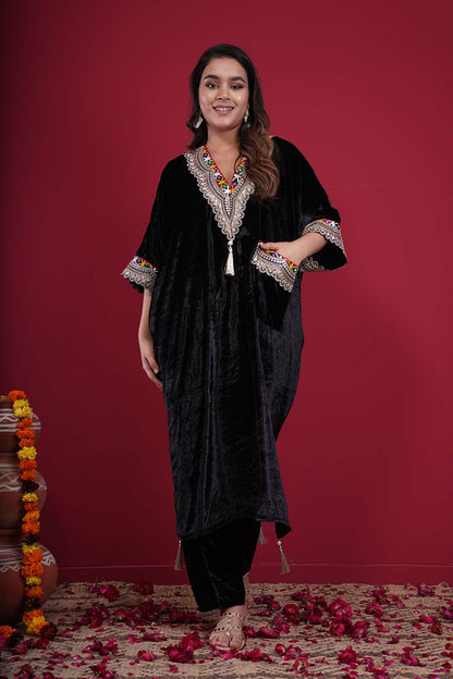 Salmi velvet kaftan set(Black)