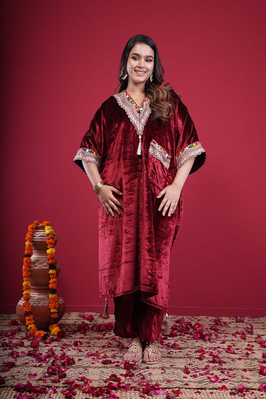 Salmi velvet kaftan set (Maroon)