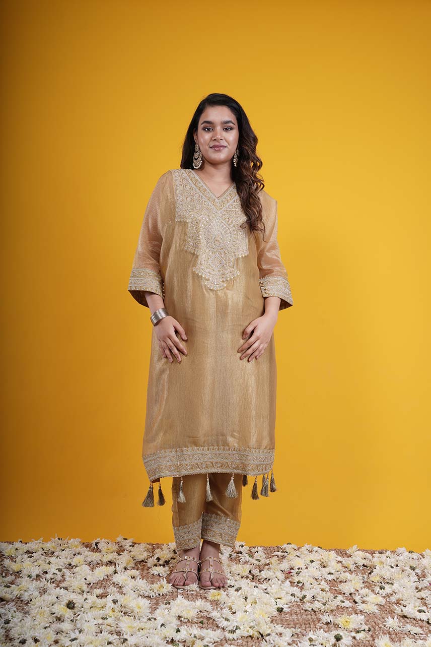 Sehar Tissue shimmer kaftan set